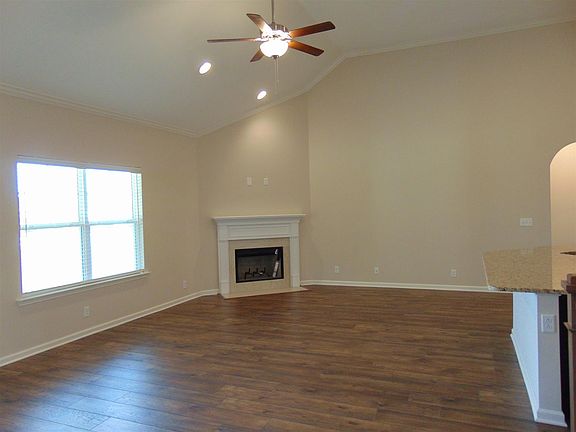 5th image of 1138 Britannia Way