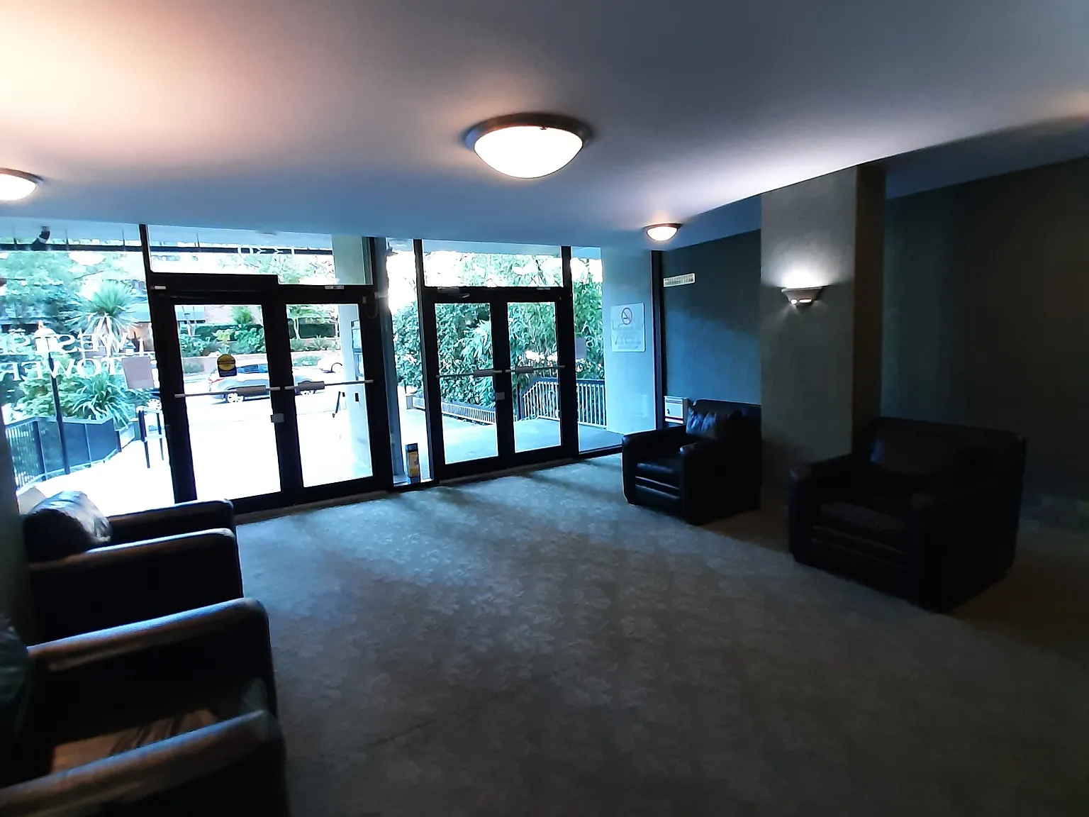1330 Harwood St — Photo 2