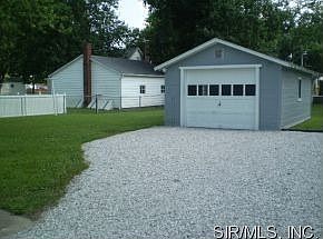 1st image of 530 W Mill St