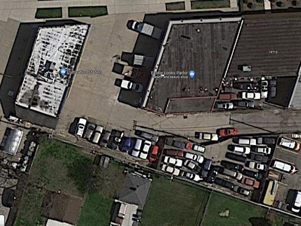 1st image of 9 Mile Rd