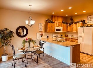 4500 Rosencrans Dr #A-101, West Richland, WA 99353