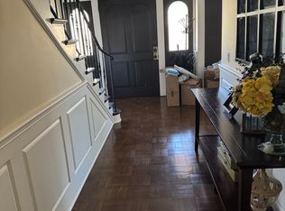 503 N Greencraig Rd, Los Angeles, CA 90049