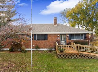 61 Yenowine Ln, Georgetown, IN 47122