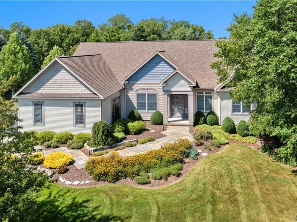 5 Calemad Dr, Auburn, NY 13021