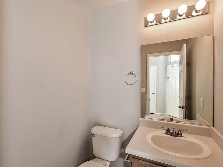 3940 Camryn Holly St — Photo 14