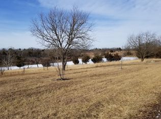 9500 SW 45th St, Topeka, KS 66610