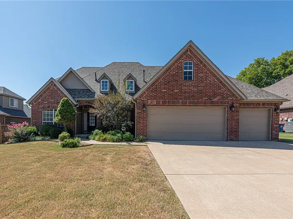 4705 SW Merlin St, Bentonville, AR 72713