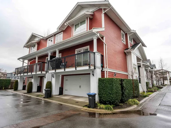 1130 Ewen Ave #25, New Westminster, BC V3M 5E4