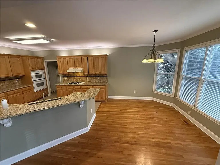 5730 Devonshire Way — Photo 7