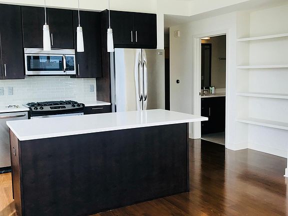 2nd image of 1919 N Veitch St APT 210
