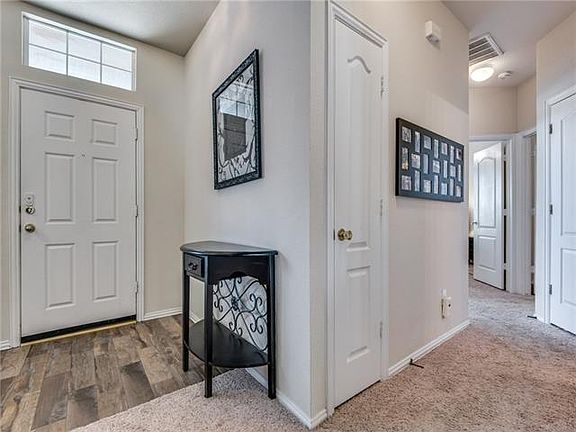 3rd image of 3901 Creek Hollow Way