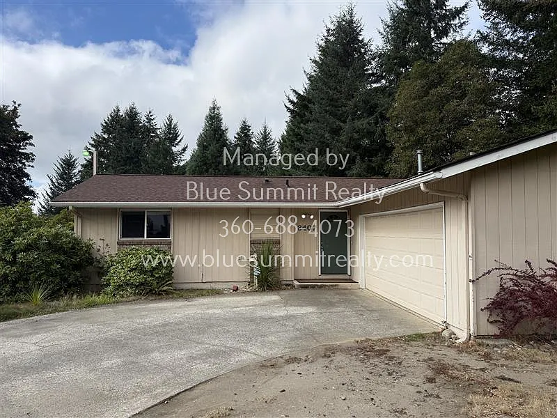 3 bed, 1050 sqft, $2,295 — Photo 2