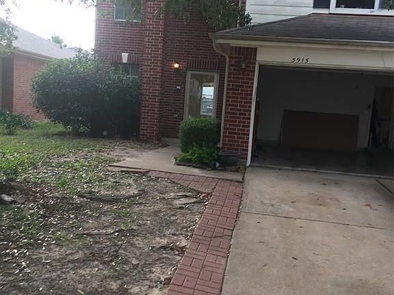 2nd image of 5915 Clerkenwell Dr