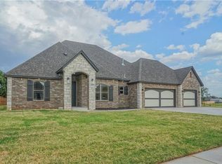 1126 Kimberlin Ln, Tuttle, OK 73089