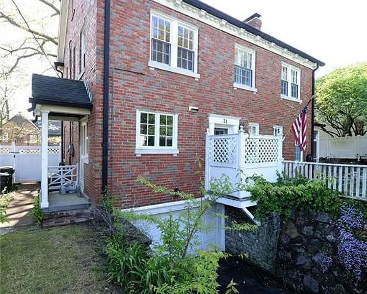 31 Algonquin Wood Pl — Photo 33