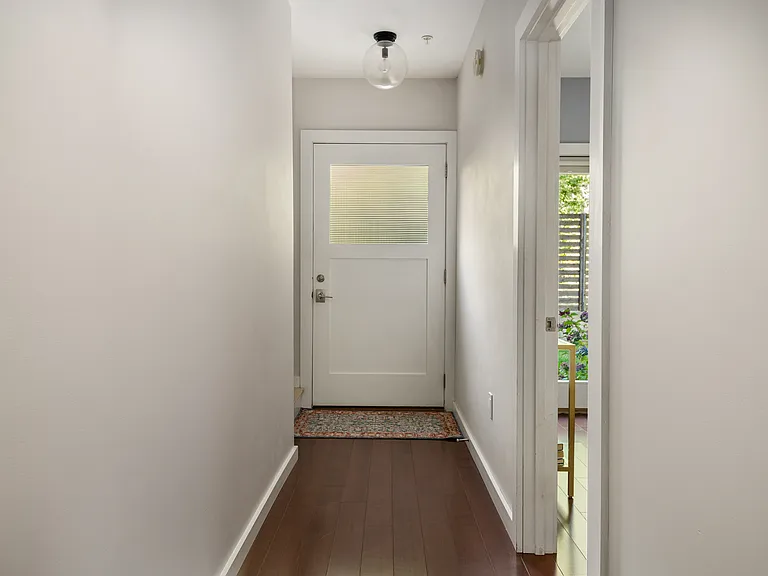 125 York St — Photo 14