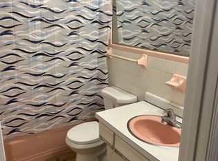 202 Churchill Ct APT A, Elizabethtown, KY 42701