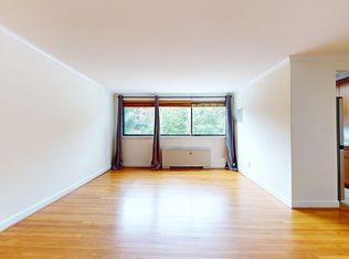 2725 39th St NW APT 403, Washington, DC 20007