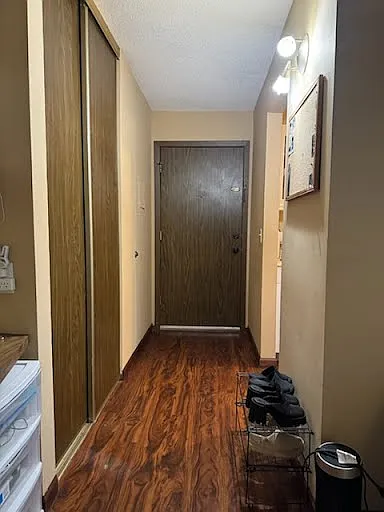 1 bed, 800 sqft, $1,225 — Photo 4