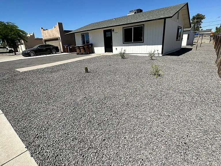 1040A S Elizabeth St #1040A — Photo 15