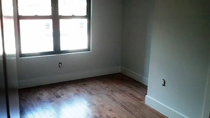 Rented by Elite NY Holdings | media 19