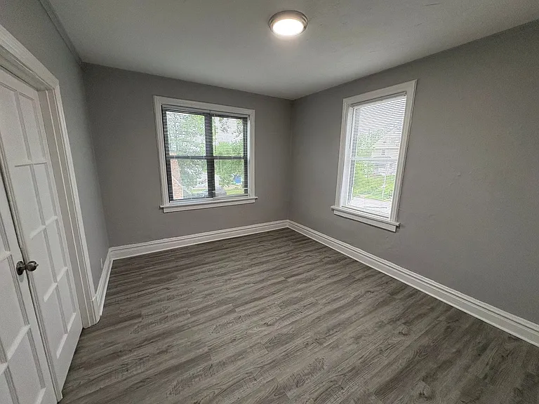 5345 Cabanne Ave — Photo 66