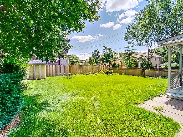 85 Churchill Ave — Photo 39