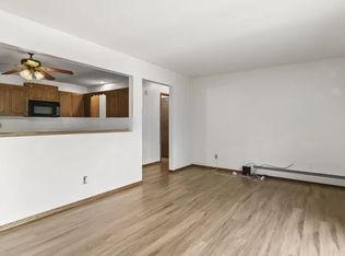 4000 S Locust Dr #3, Sioux Falls, SD 57105