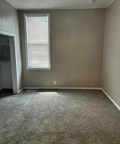 2815 Olive St — Photo 11