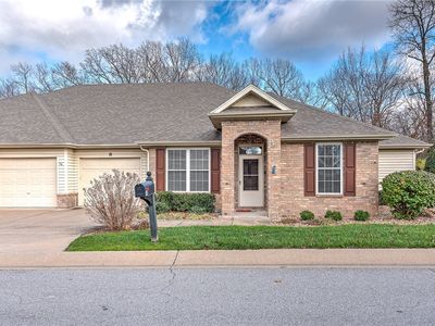 18 Highland Pkwy, Bella Vista, AR, 72715