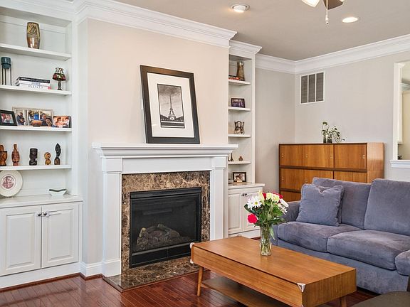 4th image of 2138 Avinity Loop