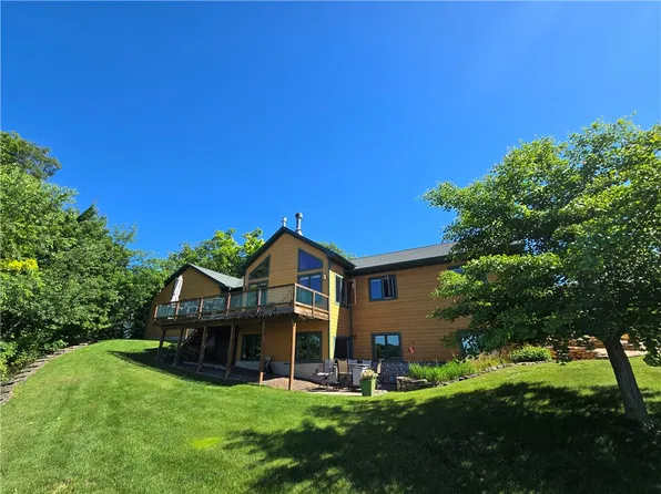 N5956 Albany N, Mondovi, WI 54755