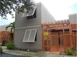 11317 NW 14th Ct, Pembroke Pines, FL 33026