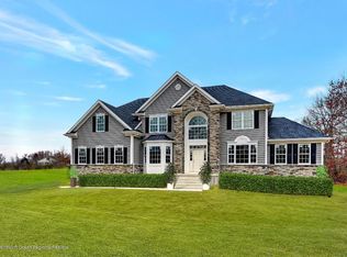 22 Reids Hill Rd, Morganville, NJ 07751