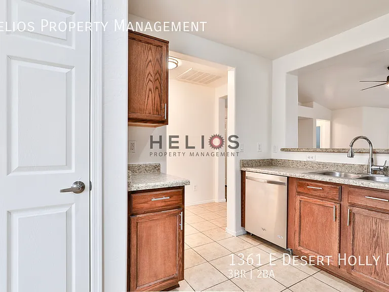 1361 E Desert Holly Dr — Photo 9