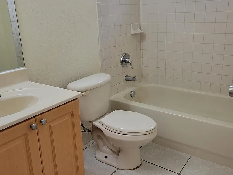 2227 Monroe St #2 — Photo 5