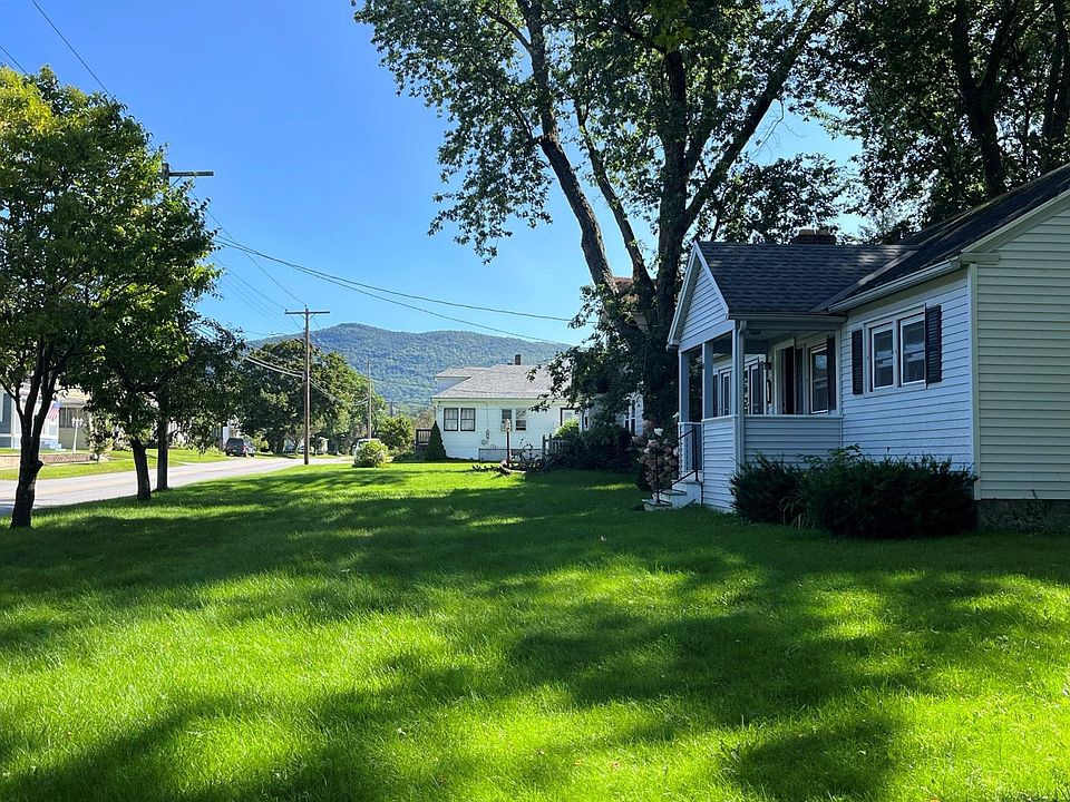 68 Jackson Avenue, Rutland, VT 05701 Zillow