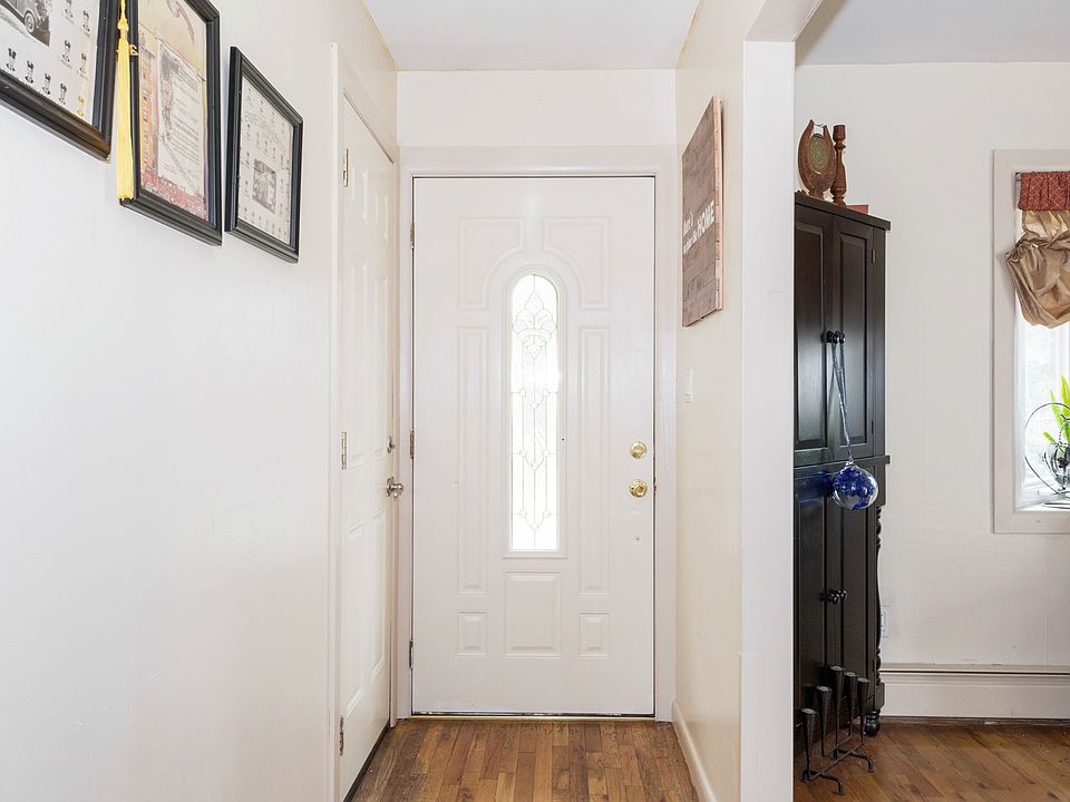 1st image of 325 Atlantic Ave