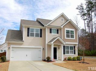2 Moonbeam Ct, Durham, NC 27712