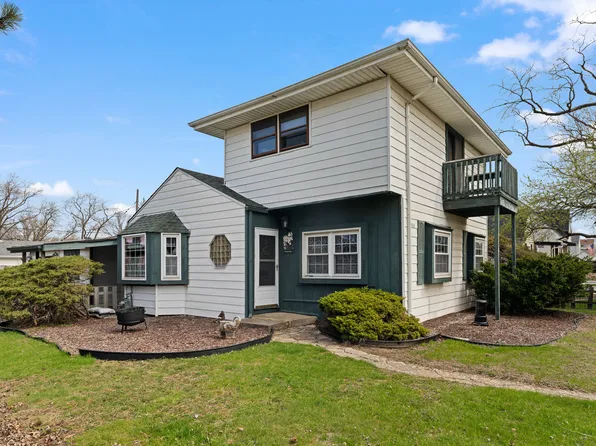 4960 W 91st Pl, Oak Lawn, IL 60453