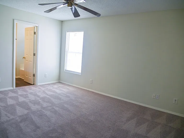 412 Bellegrove Dr — Photo 7