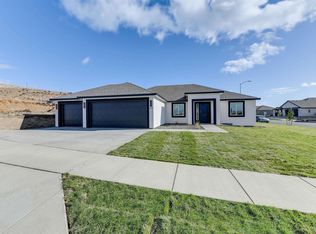 2969 S Osborne St, Kennewick, WA