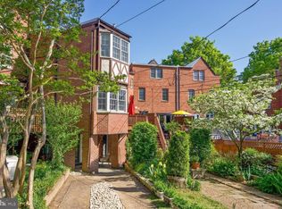 1704 Surrey Ln NW, Washington, DC 20007