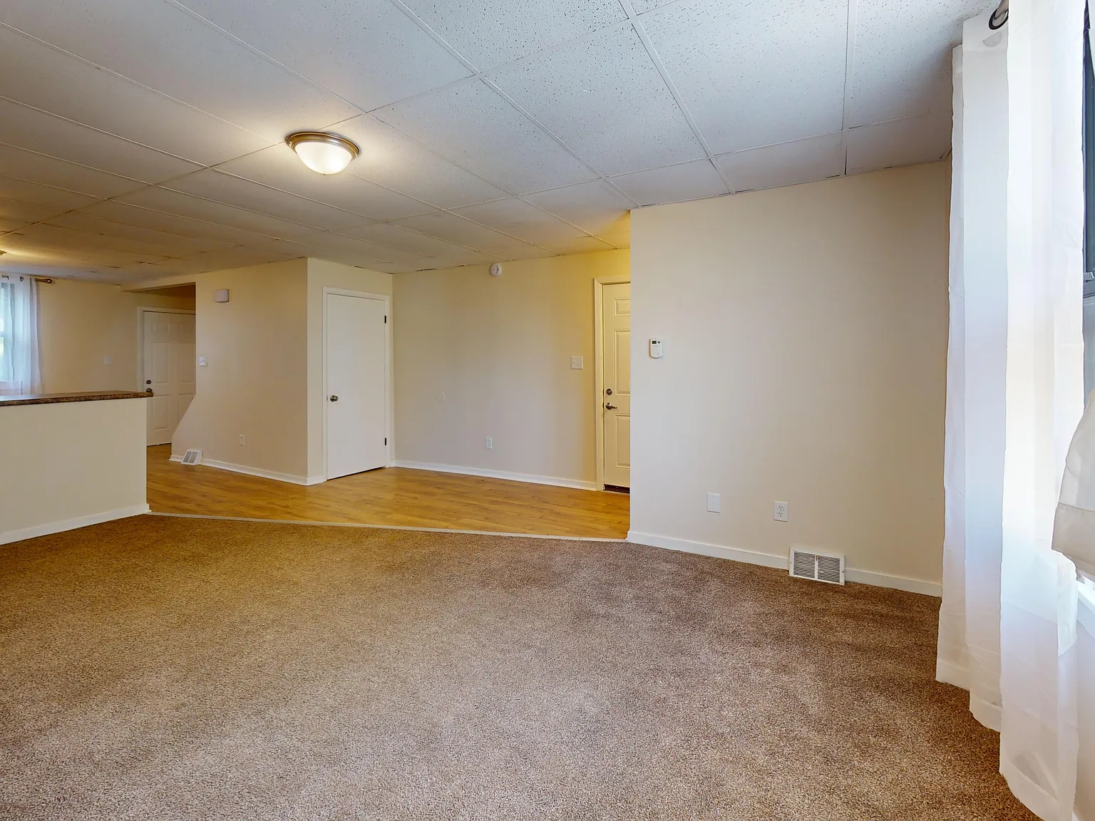 3 bed, 1188 sqft, $150 — Photo 4