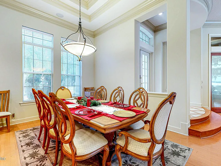 5549 Steamboat Rd — Photo 10
