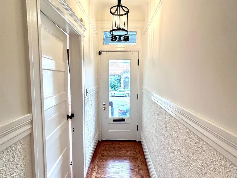 816 Stanyan St — Photo 13