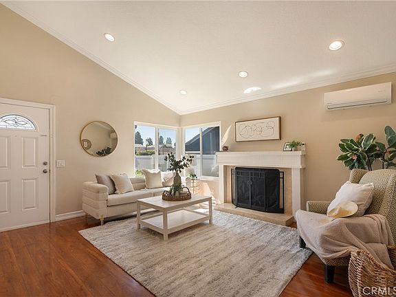 3rd image of 14541 Countrywood Ln