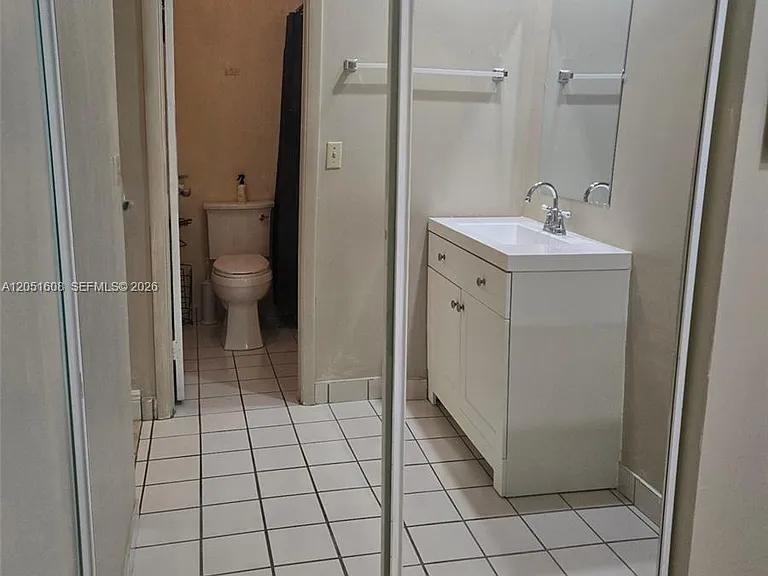 818 E Palm Run Dr #0 — Photo 6
