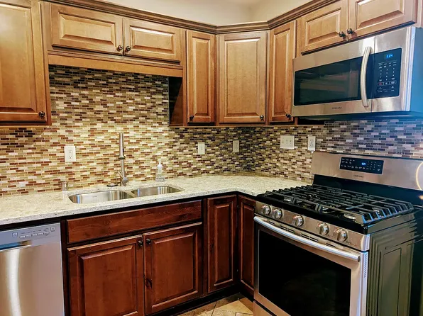 2926 Madrona St #B101, Bellingham, WA 98225