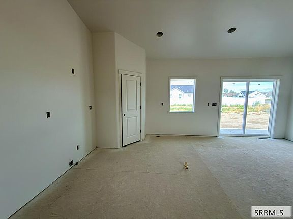 5th image of 1160 Alpine Ave